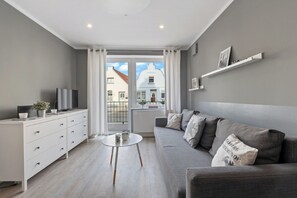 TV - Seaside 1-Bedroom Apartment Meeresrauschen Travemünde with Sea Feel (Lübeck)