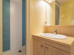 Bathroom - L'île d'Or by Interhome (La Londe Les Maures)