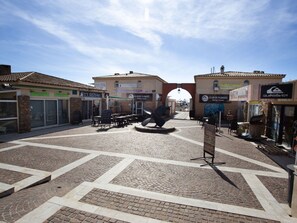 Point of interest - Super Croisette by Interhome (La Londe Les Maures)