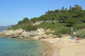 Beach - Casa Roberta apartment 5 delux (Capoliveri isola d'Elba)