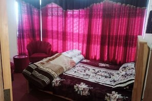 Room - Hotel Neelam Valley (Rawalpindi)