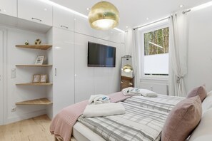 Iron/ironing board, free WiFi, bed sheets - Vacation apartment "Waldduft" between the forest and the Baltic Sea beach (Heringsdorf)