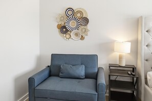 TV - Studio condo at Luau in Sandestin Golf & Beach Resort (Miramar Beach)