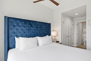 Internet, bed sheets - 1BR Luau Condo at Sandestin Golf & Beach Resort (Miramar Beach)
