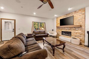 House, Multiple Beds, Hot Tub, Garden View (Los Ositos) | Living area | Video-game console - Los Ositos Hot Tub & Fire Pit (South Lake Tahoe)