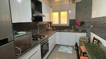 Apartamento, 2 quartos | Cozinha privada