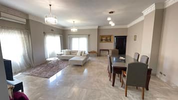 Apartamento, 2 quartos | Parte interna
