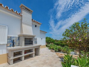 Terrace/patio - V4 Águia Vermelha by Interhome (Paderne)