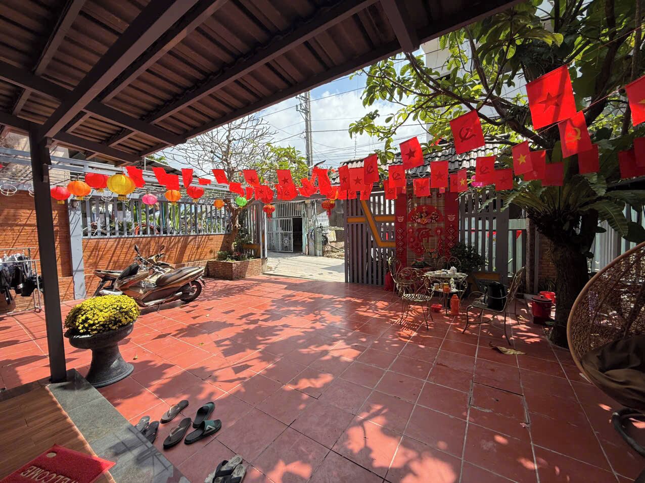 Khu ẩm thực ngoài trời