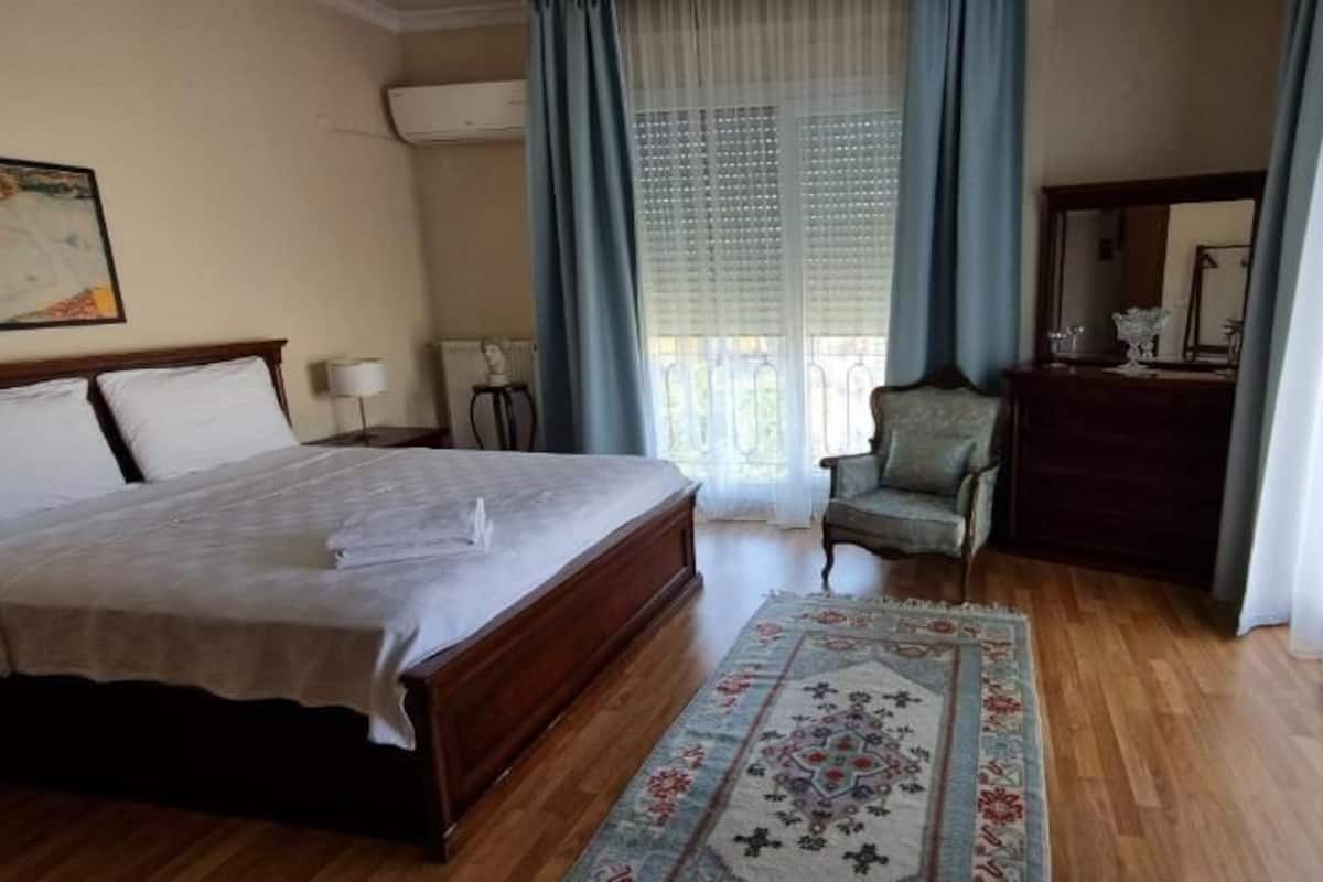 Dobbeltrom – comfort, balkong, fjellutsikt