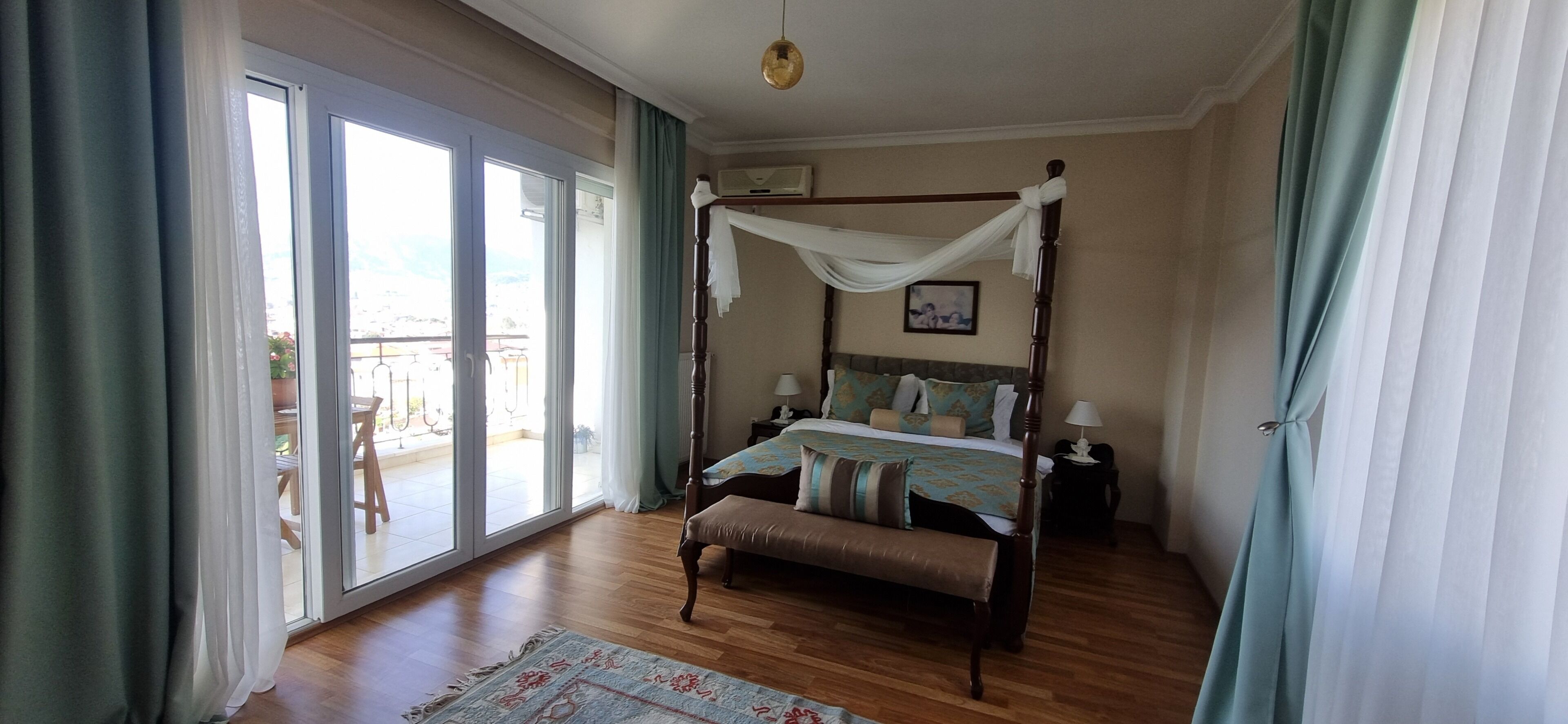 Chambre Double Confort, balcon, vue montagne