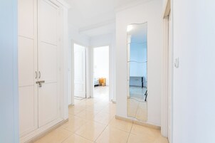 Apartamento, 2 habitaciones, fumadores, terraza | Pasillo