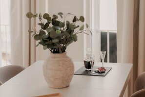 Dining - Exclusive Duplex in the Center - Everything 5 Minutes Away (Porto)