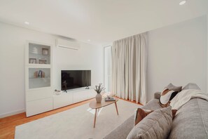 Living area - Exclusive Duplex in the Center - Everything 5 Minutes Away (Porto)