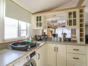 Cottage | Private kitchen - Debonair Atlas Caravan Rental Stonham Barns (Stowmarket)