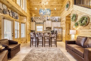 Interior - Firefly Strike Retreat (Sevierville)
