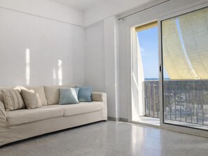 TV - Duplex with sea view in Palamós - 8 guests (Palamós)