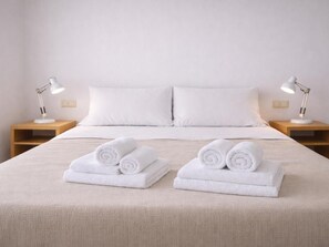 4 bedrooms, free WiFi - Duplex with sea view in Palamós - 8 guests (Palamós)