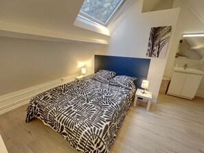 2 bedrooms, free WiFi, bed sheets - Exceptional apartment in the heart of the city (Reims)