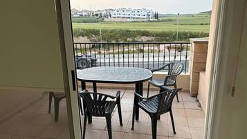 Apartamento, vista para a praia