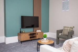 Smart TV - Modern 3 Bedroom home in Sunderland City Centre (Sunderland)