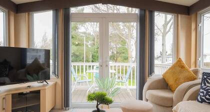 Vacant Nests | The Belfry | Starlink | Sleeps 8