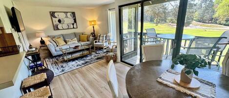 リビング エリア