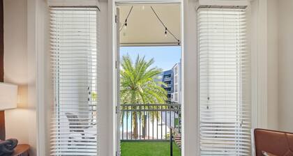 Bright 2BR/2BA Tampa Haven: Productivity & Relaxation