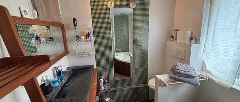 Towels, soap, toilet paper