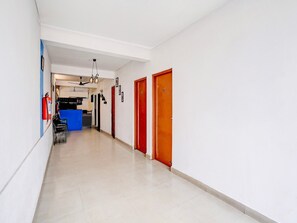 House | Interior - Hotel O Calangute Beach St. Anthony's Chapel (Calangute)