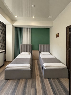 Habitación estándar con 2 camas individuales