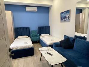 Luxury Room | Desk, free WiFi - Fama 12 Hotel (Yerevan)