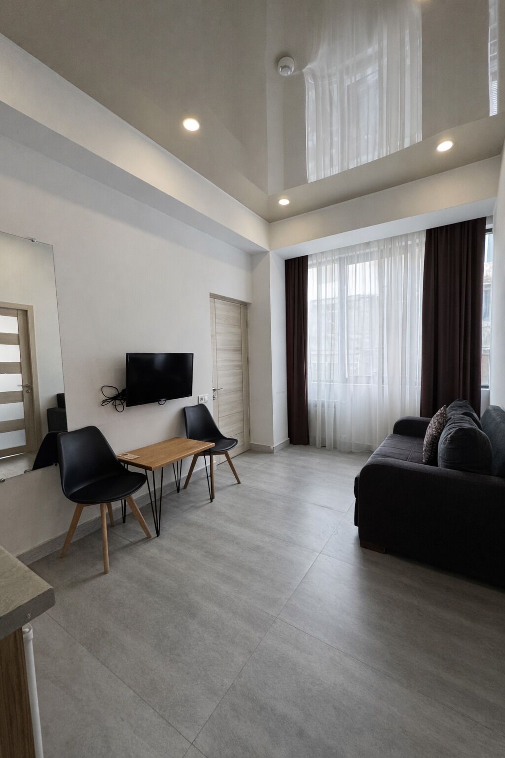 Family Double Room | Desk, soundproofing, WiFi (free), bed sheets