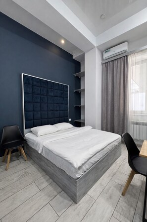 Economy Double Room - Fama 12 Hotel (Yerevan)