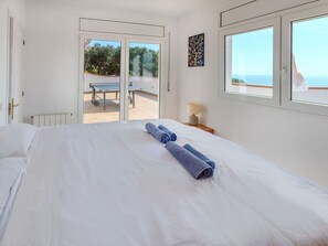 Desk, Internet - Capelans by Interhome (Lloret de Mar)