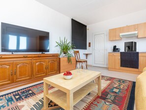 TV - Capelans by Interhome (Lloret de Mar)