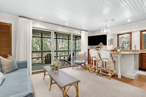 Smart TV - Beach access, close to West Beach conference (Kiawah Island)