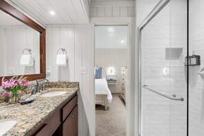 Shower, hair dryer, towels - Beach access, close to West Beach conference (Kiawah Island)