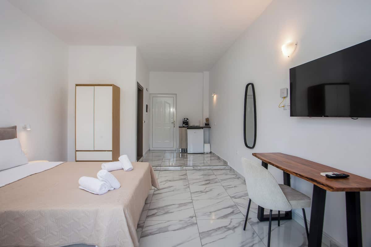 Junior Suite | Balcony | 객실 내 금고, 무료 WiFi, 침대 시트