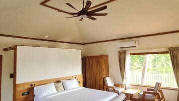 Luxe villa, uitzicht op tuin