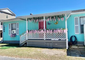 Exterior - Beautiful 2-bedroom 2-bath bungalow in OCEAN LAKES - Myrtle Beach, SC (Myrtle Beach)