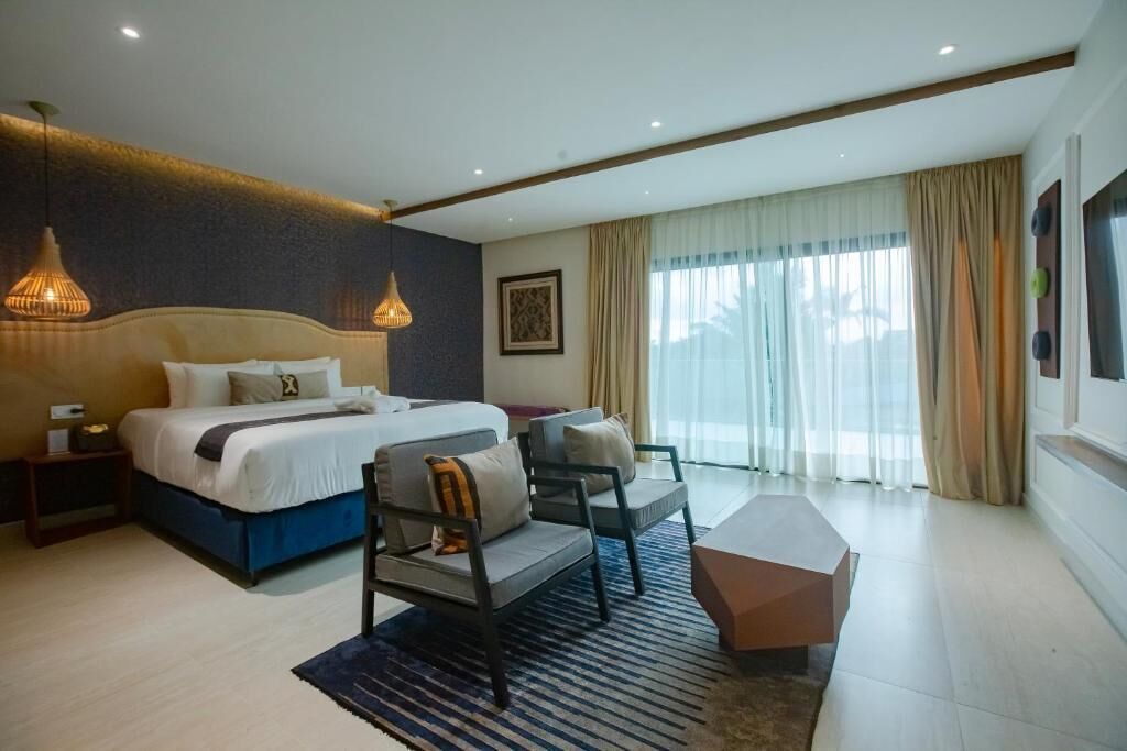 In-room safe, free WiFi