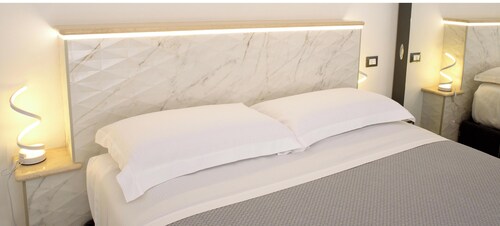Tourist Accommodation Rainbow "Deluxe Apartment"