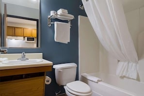 Bathroom - Woodspring Suites Jacksonville East 295 Cruise Port (Jacksonville)