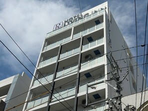 Exterior detail - Hotel Living Inn Asahibashiekimae EAST (Naha)