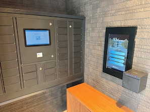 Check-in/check-out kiosk - Hotel Living Inn Asahibashiekimae EAST (Naha)