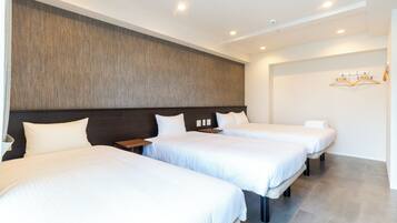 Large Triple Room, Non Smoking | Free WiFi, bed sheets