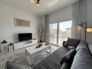 House, 2 Bedrooms, Smoking, Terrace | Living room - Asteri Villas - 2 Bedrooms (Nea Propontida)