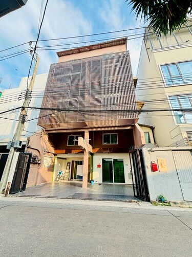 BKK Rama3 Guest House