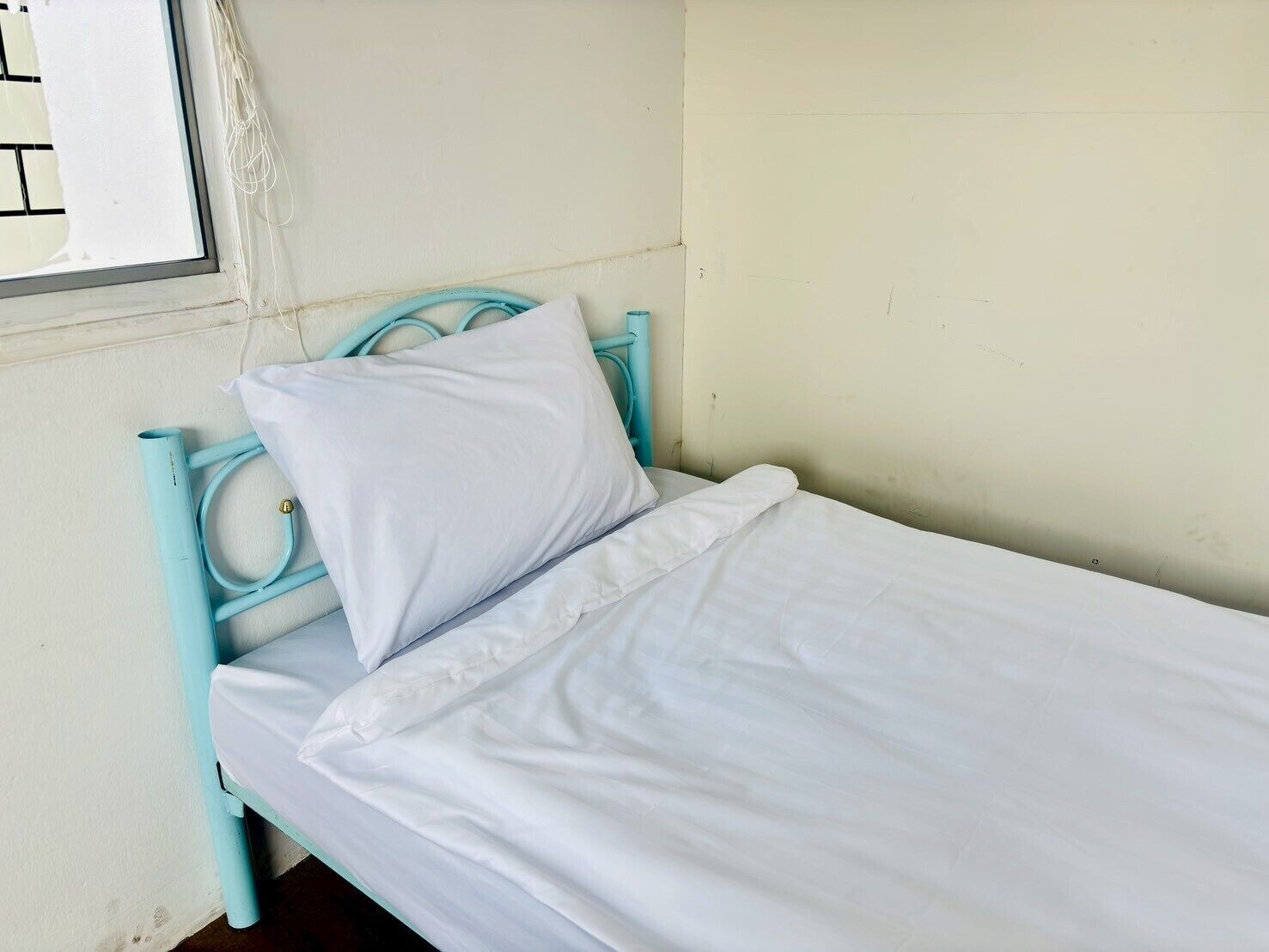 Single Room, Shared Bathroom